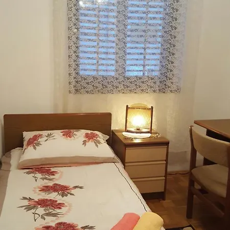 Valcane Apartment Pula